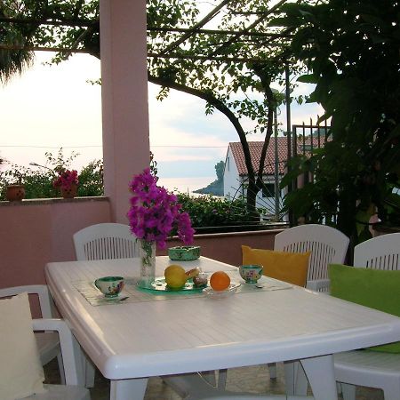 Comfortable Apartment In Maratea With Sea View 95 M² + Parking Екстериор снимка
