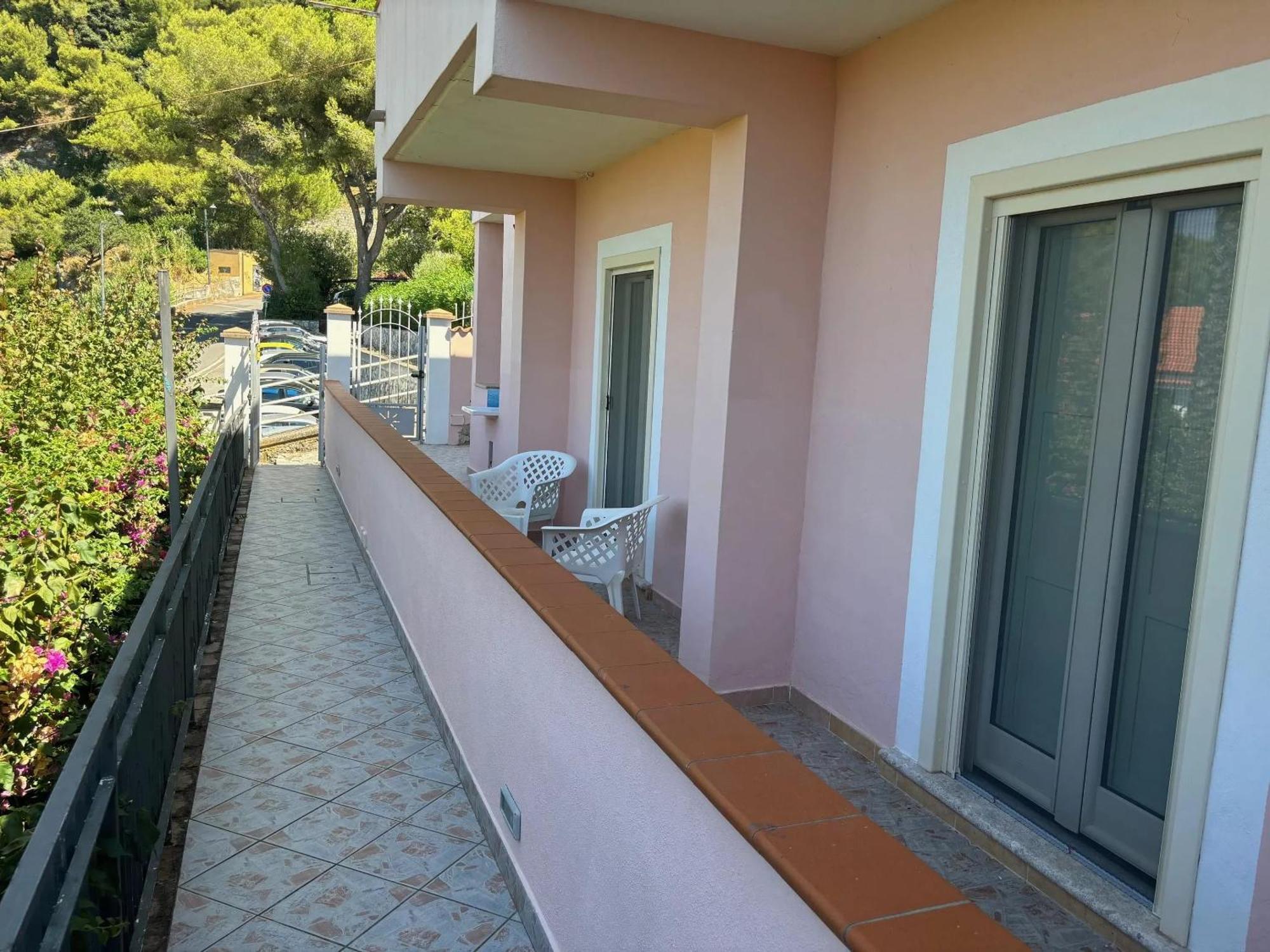 Comfortable Apartment In Maratea With Sea View 95 M² + Parking Екстериор снимка