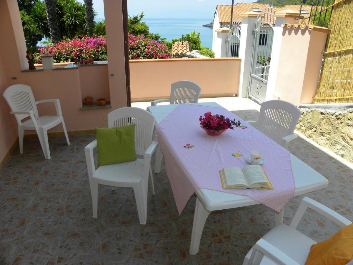 Comfortable Apartment In Maratea With Sea View 95 M² + Parking Екстериор снимка